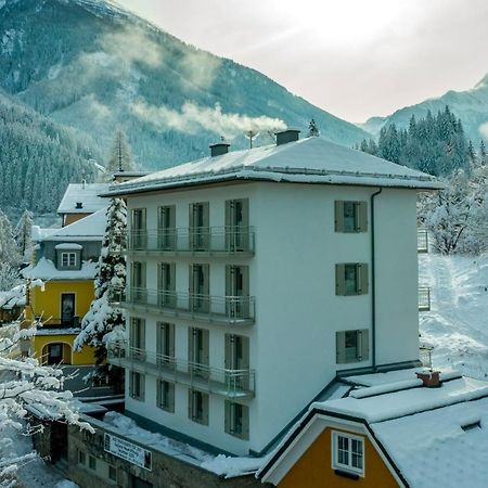 Nefer, Haus Hotel Бад Гащайн Екстериор снимка